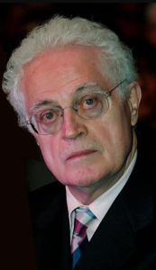 Lionel Jospin – Ancien Premier ministre français, il a été mentionné comme pratiquant le jeu de rôle.