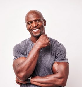 Terry Crews – L’acteur a participé à des parties de D&D en ligne, montrant son enthousiasme pour le jeu et la narration collaborative.